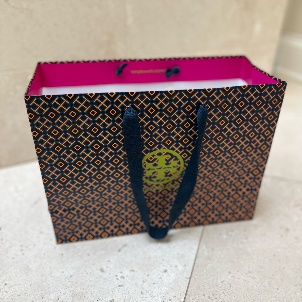 NEW Tory Burch gift bag